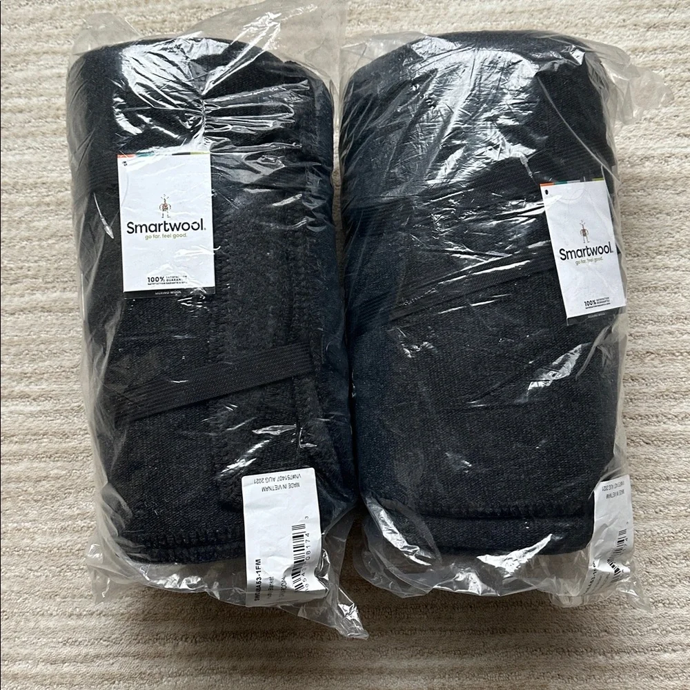 NWT Smartwool Hudson Trail Blanket Throw Merino Wool in Charcoal Gray 68